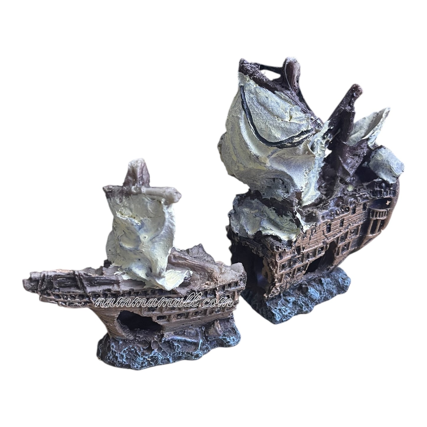 Broken Boat as Hiding Space (Pair) - Aquarium Ornamental Toy