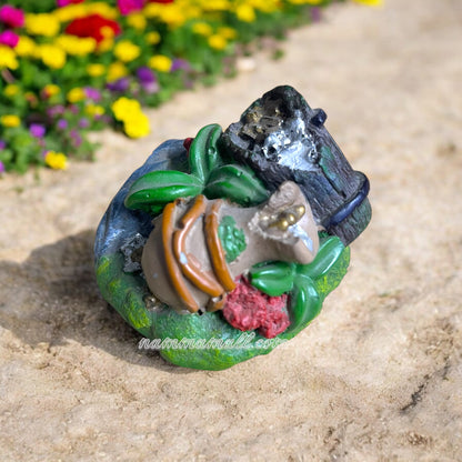 Broken Golden Pot with Old Barrel - Aquarium Ornamental Toy